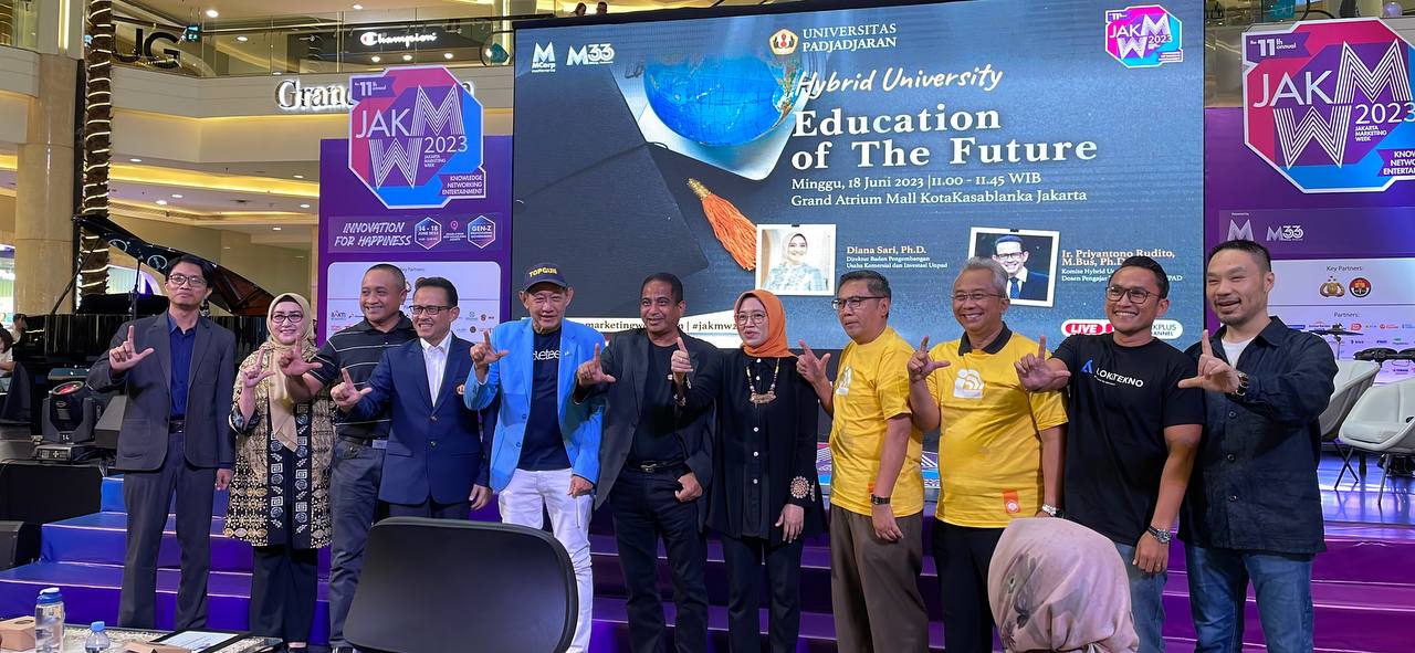 softlaunch MOOC as a product collaboration of Lokatekno-UNPAD-MarkPlus Institute